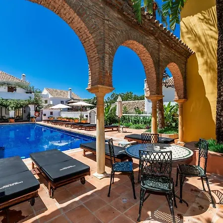 All About Lomas De Club Pueblo Сasa de vacaciones Marbella